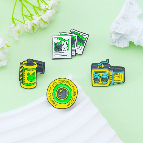 Vintage Camera Filmrol Emaille Pins Legering Fotografie Badge Broche Cartoon Mode Voor Rugzak Jas Unisex