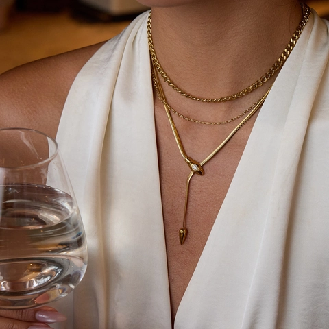 Collana Con Ciondolo A Testa Di Serpente Acciaio Inossidabile Placcato Oro 18K Zircone Forma Y Gioielli Donna