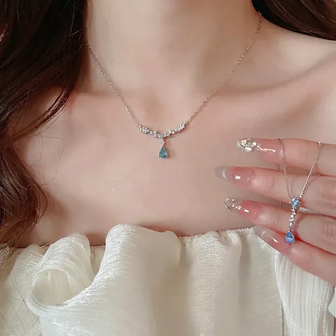 Elegante Blauwe Waterdruppel Hanger Ketting Koper Met Zirkonia Vierkant Ster Licht Luxe Sieraden Voor Dames