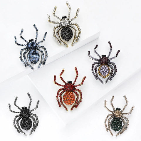 Spilla a Forma di Ragno in Lega con Strass Vintage per Halloween Gotico Moda Cristallo Insetto Spille Gioielli per Uomo Donna Vestito Cappotto Regalo