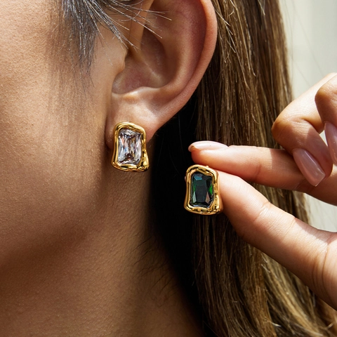 Vintage Roestvrijstalen Rechthoekige Strass Oorknopjes Voor Dames Niche Ontwerp Franse Stijl Vergulde Geometrische Oorbellen Sieraden