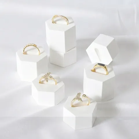 Hexagon Ring Display Stand White Gypsum Geometric Jewelry Holder Photography Props Minimalist Nordic Style Showcase Storage