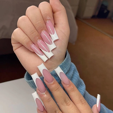 Press On Nails Forma Lunga Ballerina Coffin Punte Bianche Francesi Nude Rosa Unghie Finte Lucide Copertura Totale JP2445