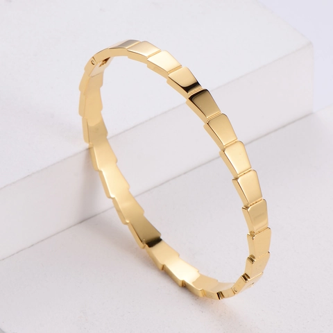 Bracciale Rigido Geometrico A Scaglie In Acciaio Inossidabile 316L Lucidato Placcato Oro Gioielli Minimalisti Da Donna