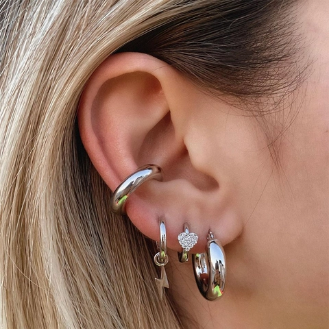 Huggie Hoop Ohrringe Herz Schmetterling Stern Kupfer Mit Zirkon Gold Silber Plattiert Mode Minimalistisch Damen