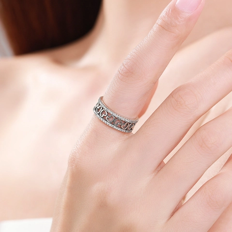 925 Sterlingsilber Hohl Herz Ewigkeit Ring Für Damen Vintage Nische Design Funkelnde Zirkonia Eingelegt Schmuck Geschenk
