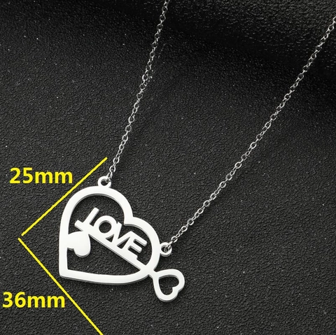 Collana Con Ciondolo A Cuore In Acciaio Inossidabile Lettera LOVE Svuotata Catena Da Clavicola Geometrica Gioielli Da Donna Stile Minimalista