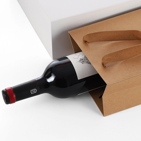 Red Wine Gift Bags Paper Kraft Black White Cardboard Thickened Portable Packaging With Handles For Champagne Liquor Bottles