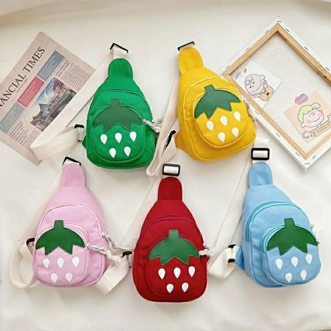 Strawberry Shaped Kids Crossbody Bag Canvas Chest Pack Cute Adjustable Strap For Girls Boys Casual Accessory