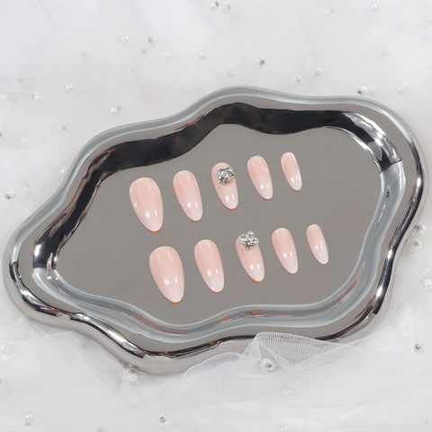 Ombre Nude Rosa Press-On Nägel Glänzend Mandelform Künstliche Falsche Nägel Mit Strassschleife Für Frauen