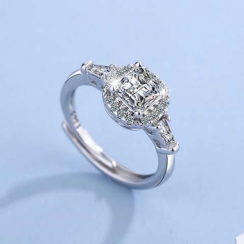 Luxurious Copper Plated White Gold Square Zirconia Halo Ring For Women Adjustable Geometric Fashion Engagement Jewelry Finger Ring