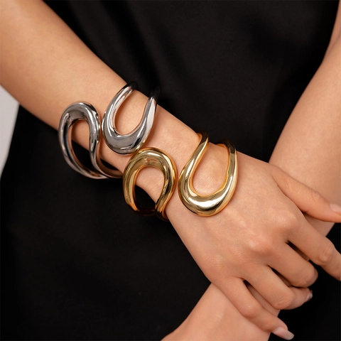 Irreguläre Geometrische Kreuzende Legierung Manschetten Armreif Minimalistisch Skulptural Abstrakt Offen Schmuck