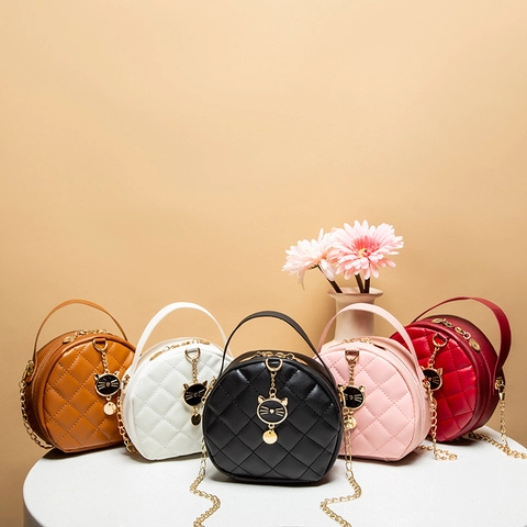 Women Round Handbag PU Leather Quilted Diamond Pattern Crossbody Bag With Cat Charm Chain Strap Mini Fashion Shoulder Bag
