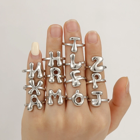 Anello Aperto Letra Alfabeto Personalizzato Rame Placcato Argento Regolabile Hip Hop Gioielli Lucidi Unisex