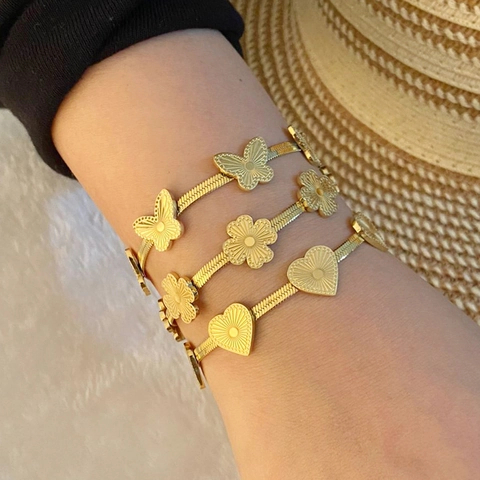 Fashion Gold Stainless Steel Heart Butterfly Charm Bracelet For Women Elegant Flat Snake Chain Jewelry Adjust Extender