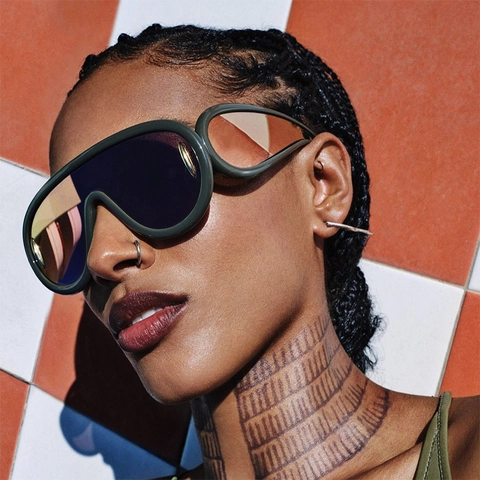 Futuristic Oversized Shield Sunglasses Y2K Goggle Eyewear For Women Men UV400 Wrap Around One Piece Fashion Sun Glasses