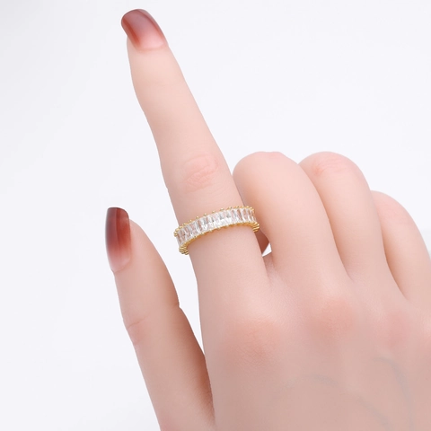 Anello Eternity in Argento Sterling 925 con Zirconia Quadrata Taglio Rettangolare CZ Per Donna Placcato Oro Gioielli Moda Regalo