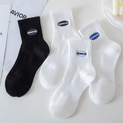 Crew Socken Gekämmte Baumwolle Atmungsaktiv Schweißabsorbierend Gerippt Sportsocken Mit Buchstabenstickerei Für Unisex Männer Frauen