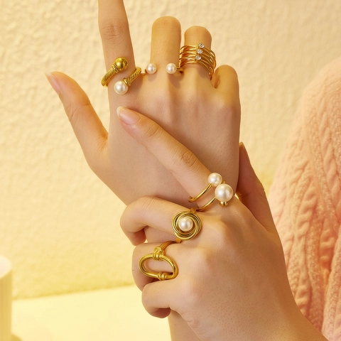 Titanium Steel 18K Gold Plated Artificial Pearl Rhinestone Open Ring Vintage Geometric Twisted Knot Ring For Women Jewelry