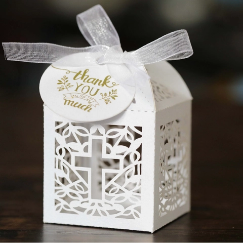 Holle Geschenkdozen Lasergesneden Papier Snoepverpakking Met Kruispatroon Lint En Bedanklabels Voor Bruiloft Doopfeest