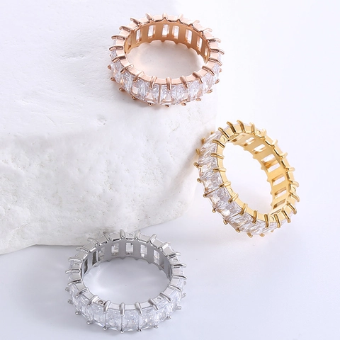 Anello Eternity in Acciaio Inossidabile Minimalista da Donna Con Zirconia Rettangolare Intarsiato Oro Argento Oro Rosa Gioielli
