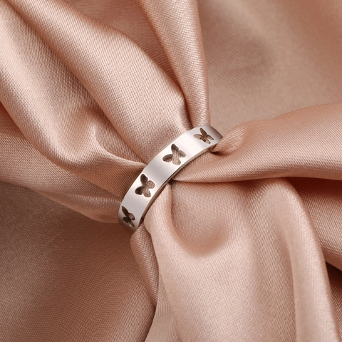Stainless Steel Butterfly Ring Hollow Out Animal Design Elegant Minimalist Jewelry For Women Polished Finish Fashion Gift