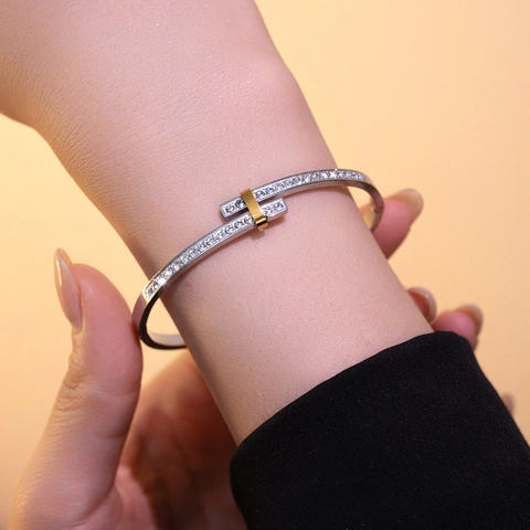 Stainless Steel Bangle Intertwined Bi-Color Full Rhinestone Cross Design Elegant Fashion Jewelry For Women