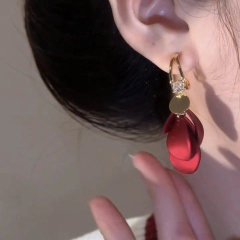 Orecchini Pendenti Con Petali Rossi Con Perno In Argento Lega Acrilico Zircone Retro Elegante Gioielli Donne