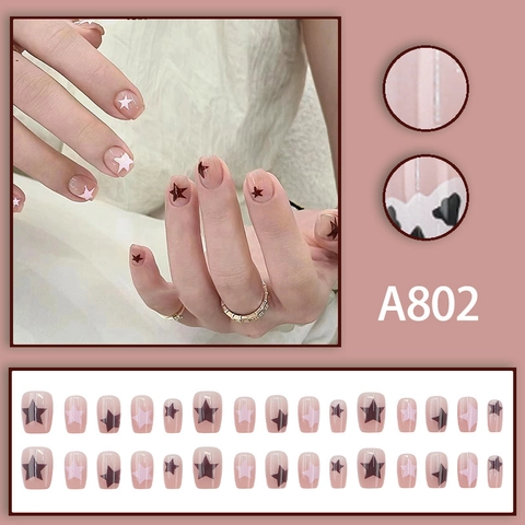 Press On Nails Nude Pink Sternenmuster Kurz Quadratisch Glänzend Künstliche Fingernägel Für Frauen Schlicht Süß Sanft