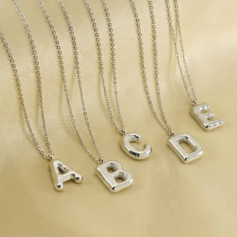 Collar De Letras Burbuja Colgante Inicial Hinchado Acero Inoxidable Joyería Pulida Para Mujeres Moda Minimalista