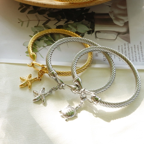 Brazalete de Acero Inoxidable con Cable Trenzado Oro Plata Geométrico Corazón Elefante Concha Colgante Números Romanos Joyería
