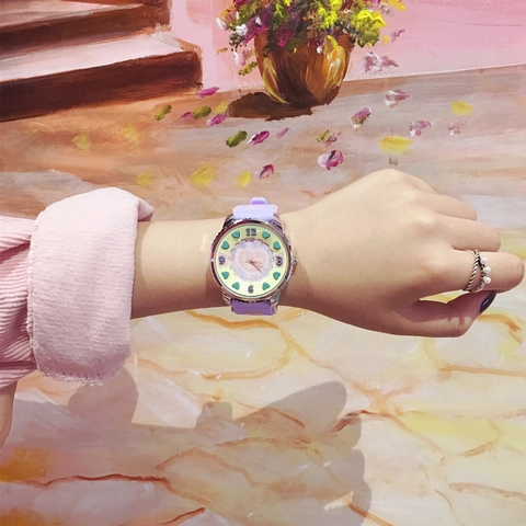 Orologio al Quarzo da Donna alla Moda in Colori Caramella con Cinturino in Silicone Simpatico Motivo a Biscotto e Cuore per Ragazze Studenti
