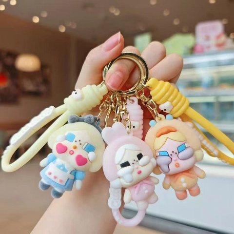 Cartoon Puppe Schlüsselanhänger Beflockung PVC Silikon Weinende Baby Tasche Anhänger Anhänger Süße Mode