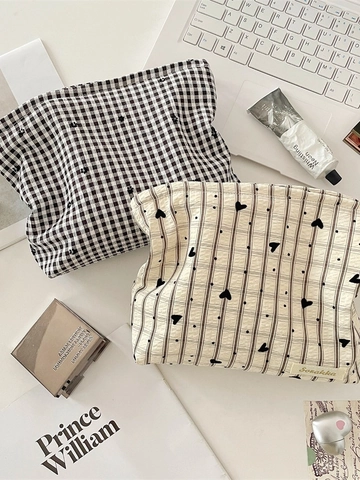 Trousse De Maquillage Grande Capacité Toile Polyester Portable Pochette De Rangement De Toilette Pour Femmes Style Ins Motif Cœur À Carreaux Organisateur Zippé