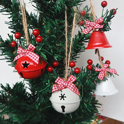 Campanas De Navidad Colgantes Hierro Metal Adornos De Árbol Festivos Con Lazo Bayas Y Pino Decoración Rústica De Vacaciones