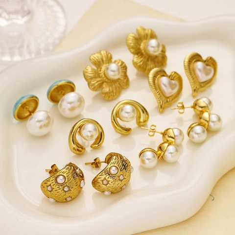 Orecchini A Lobo Retrò Francesi Fiore Cuore Perla Artificial Acciaio Inossidabile Placcato Oro 18K Gioielli Eleganti Per Donna