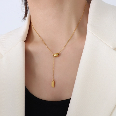Collana Pendente Fagiolo Lettera Lucky Acciaio Al Titanio Placcato Oro 18K Nappa Forma Y Gioielli Minimalisti Per Donna