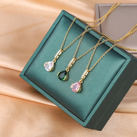 Halsketting Met Waterdruppel Zirkoon Hanger 18K Vergulde Titanium Stalen Ketting Minimalistisch Dames Sieraad
