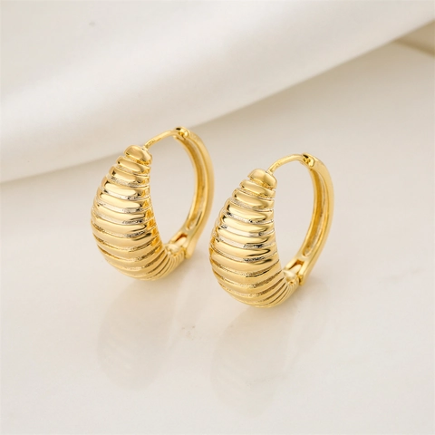 Orecchini A Cerchio Geometrici Con Trama A Righe Vintage A Forma Di C Rame Placcato Oro 14K Gioielli Da Donna
