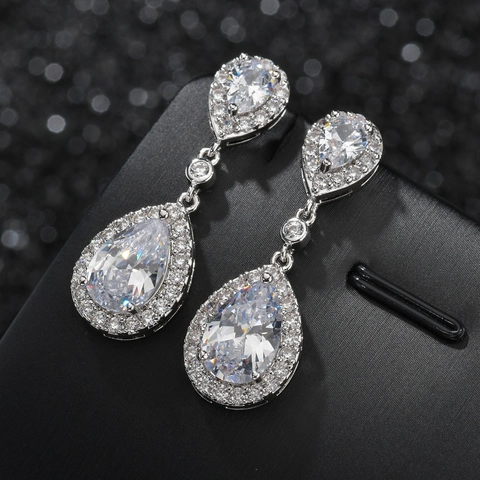 Luxe Zirkonia Waterdruppel Oorbellen Voor Dames Elegante Peer Slijpvorm Koperen Hanger Oorbellen Bruid Bruiloft Banket Sieraden