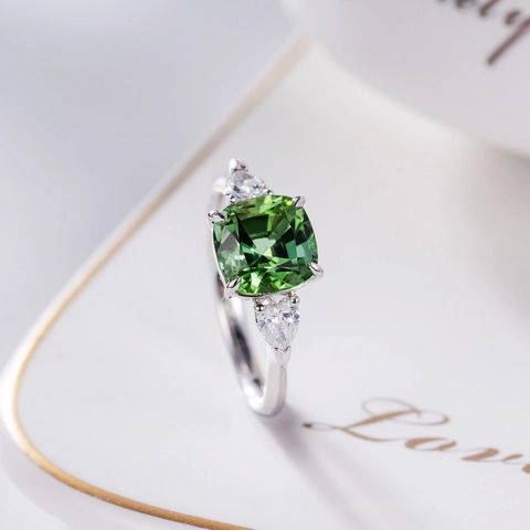 Eleganter Vintage Quadratischer Grüner Stein Ring Imitation Turmalin Strass Offener Verstellbarer Kupferring Mode Finger Schmuck Für Damen