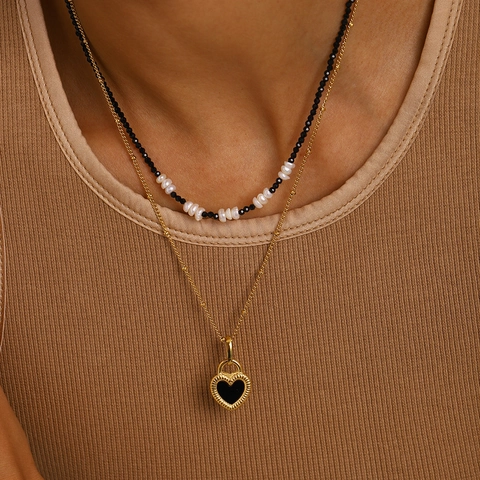 Collar con Colgante de Corazón de Acero Inoxidable para Mujer Elegante Perla Artificial Negra con Cuentas Joyería en Capas
