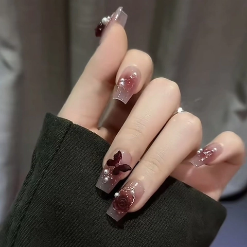 Handgefertigt Nägel Zum Aufdrücken Weinrot Verlauf 3D Schmetterling Rose Künstliche Perle Sarg Falsche Nägel Damen Schmuck
