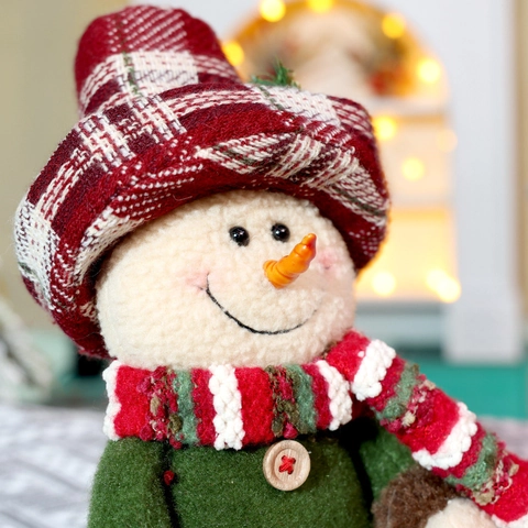 Kerst Aftelkalender Kerstman Sneeuwpop Pluche Pop Met Houten Datumblokken Geruit Patroon Tafeldecoratie Ornament