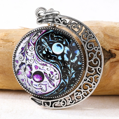 Vintage Yin Yang Tai Chi Mond Drehbarer Schlüsselanhänger Metalllegierung Glaskuppel Hohler Schmetterling Schlüsselring
