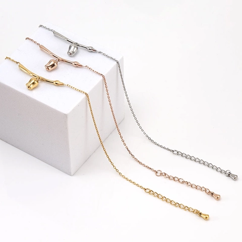 Pulsera De Rama De Flor De Rosa Bañada En Oro 18K Acero Inoxidable Minimalista Ajustable Diseño De Nicho Para Mujer Joyería