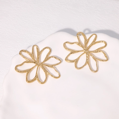 Orecchini A Lobo Fiore Traforato Acciaio Inossidabile Placcato Oro 18K Minimalista Geometrico Gioielli Per Donna Eleganti