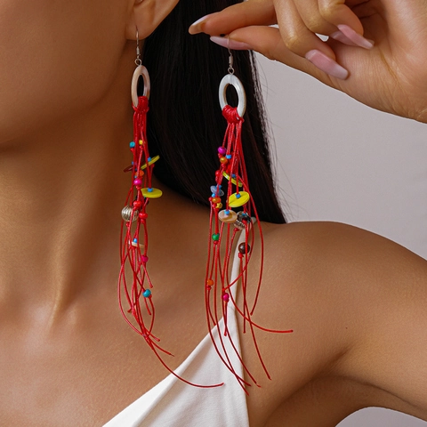 Pendientes Largos Con Borlas Bohemias Con Anillo Blanco De Concha Cuentas De Madera Multicolores Cuerda Roja Y Poste De Acero