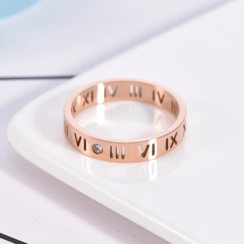 Anello Cavo Numeri Romani Acciaio Al Titanio Oro Rosa Con Intarsio Di Zircone Gioielli Di Moda Per Donna Stile Elegante Semplice