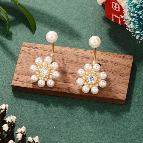 Bow Artificial Pearl Earrings With 925 Sterling Silver Earring Post Zircon Rhinestone Alloy Hollow French Style Elegant Jewelry